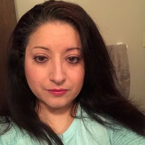 Meet your Posher, Stacy